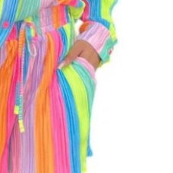 Colorful Striped Women's Shirt and Shorts Set - Picture 9 of 9